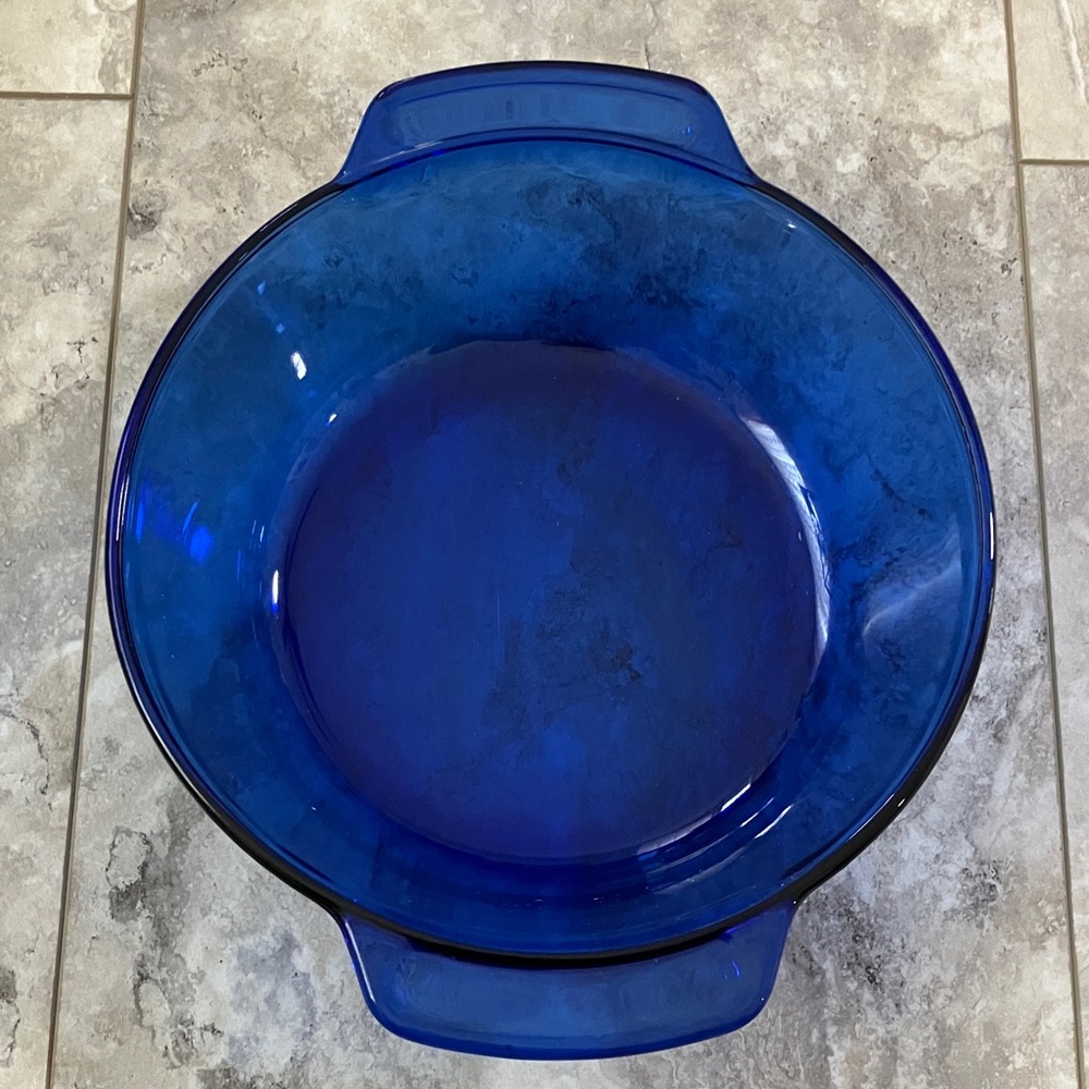 Vintage Cobalt Blue Round Handled ANCHOR HOCKING USA 2qt./2L Baking Bowl 1970’s
